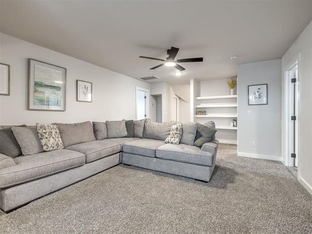 11125 SW 32nd Street, Yukon, OK 73099