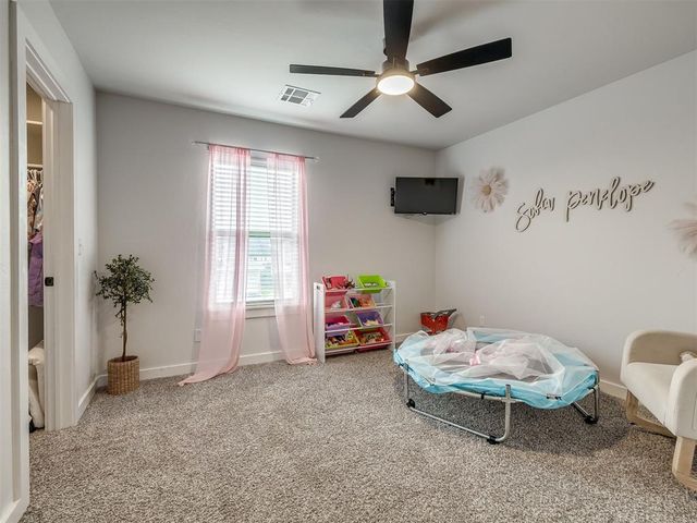 11125 SW 32nd Street, Yukon, OK 73099