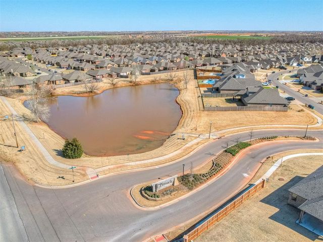 11125 SW 32nd Street, Yukon, OK 73099