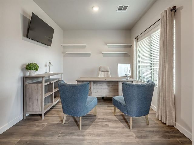 11125 SW 32nd Street, Yukon, OK 73099