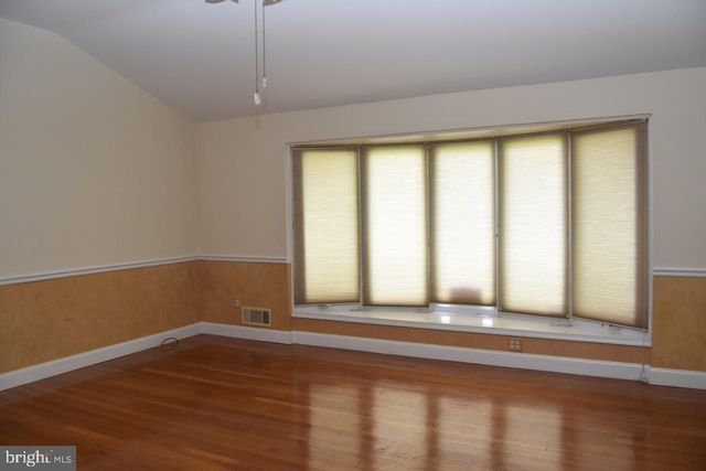 6820 CHEROKEE DR, Baltimore, MD 21209
