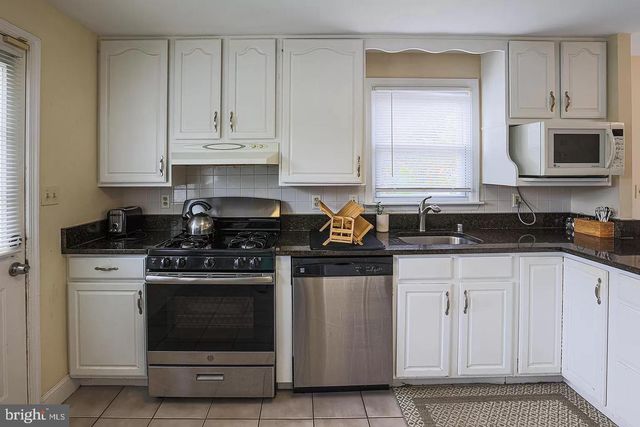 6820 CHEROKEE DR, Baltimore, MD 21209