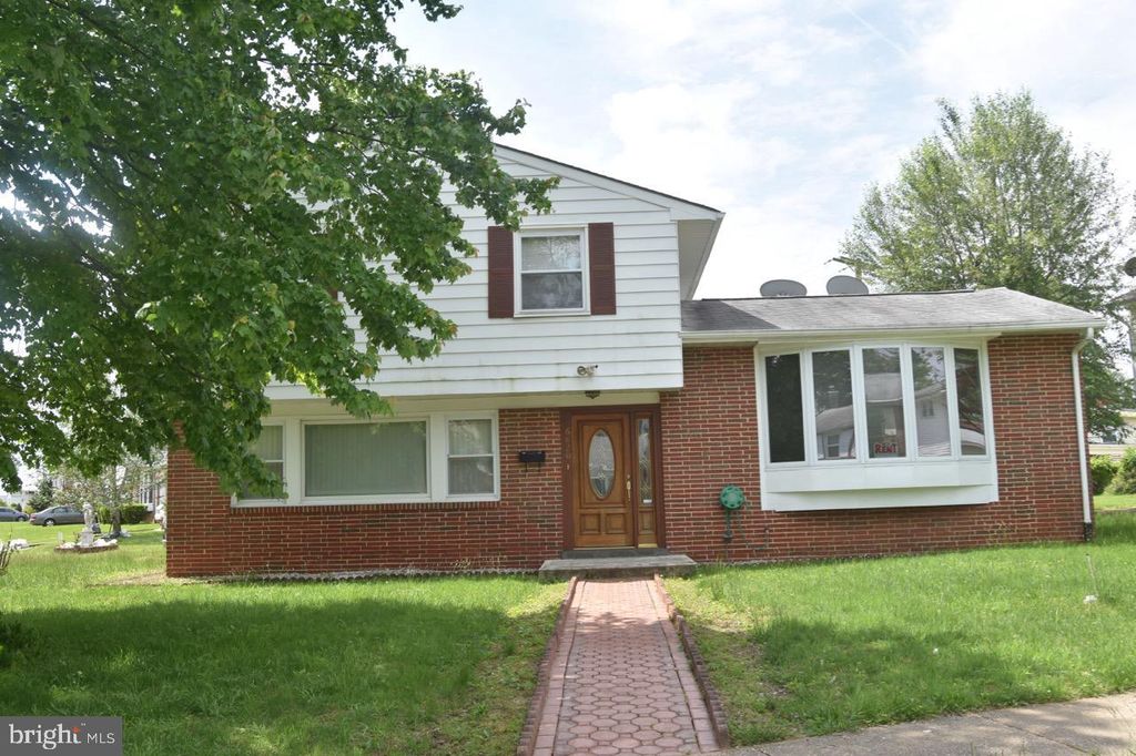 6820 CHEROKEE DR, Baltimore, MD 21209