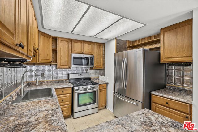 1532 Tern Court, Ventura, CA 93003