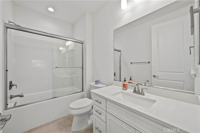 8327 N Mariposa Court, Canoga Park, CA 91304