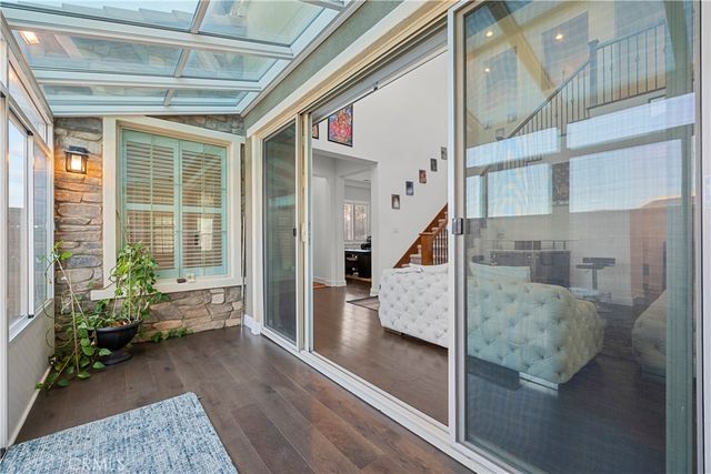 8327 N Mariposa Court, Canoga Park, CA 91304
