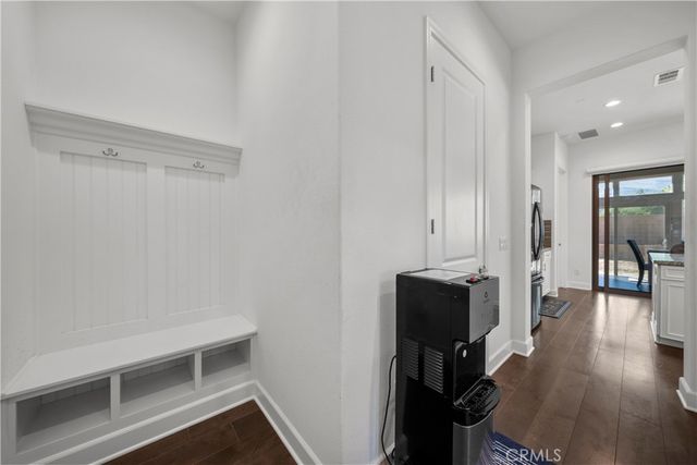 8327 N Mariposa Court, Canoga Park, CA 91304