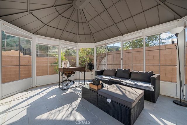 8327 N Mariposa Court, Canoga Park, CA 91304
