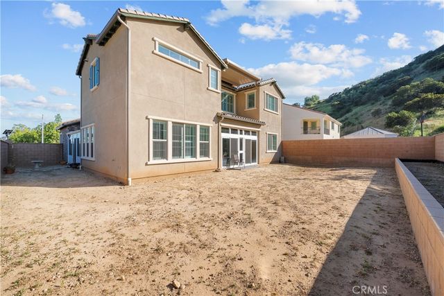 8327 N Mariposa Court, Canoga Park, CA 91304