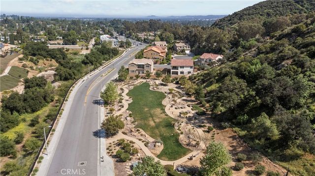 8327 N Mariposa Court, Canoga Park, CA 91304
