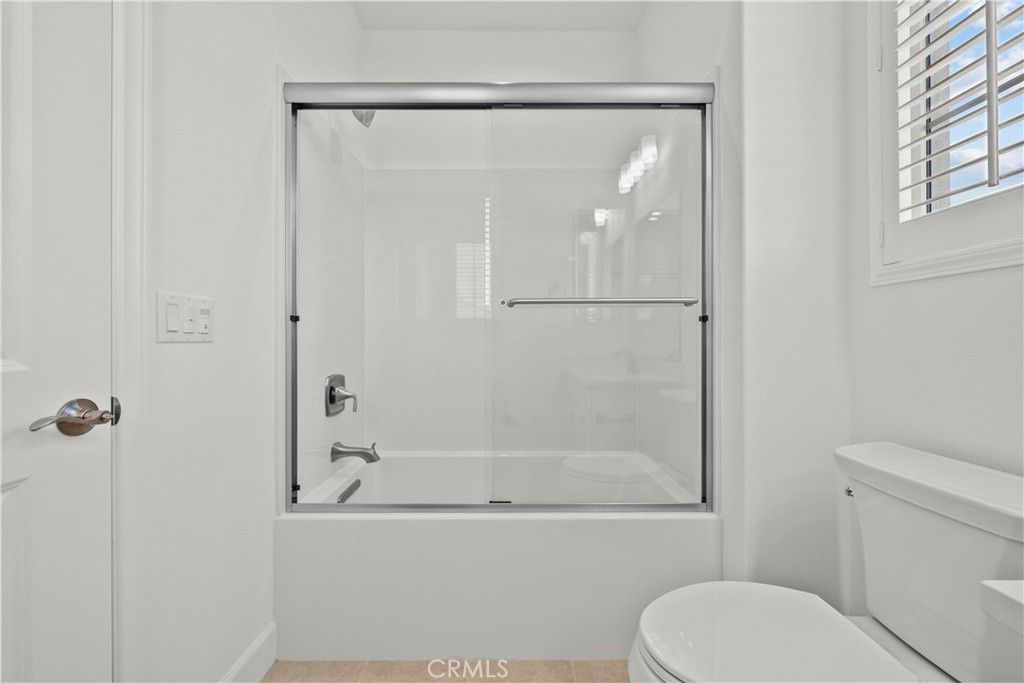 Image 25 of property listing at 8327 N Mariposa Court, Canoga Park, CA 91304