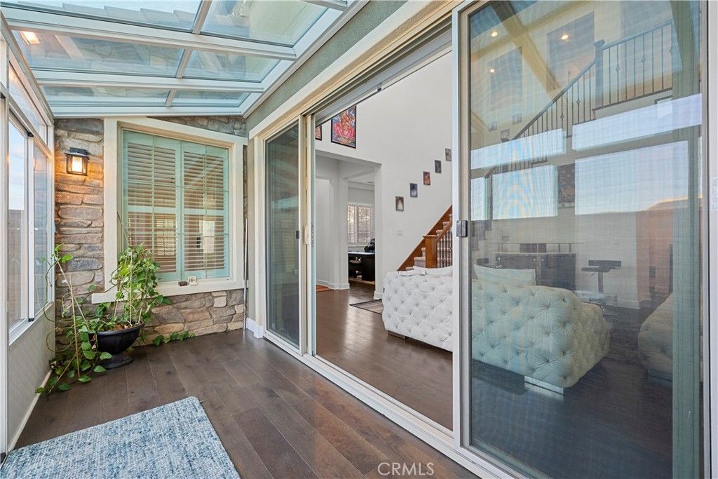 Image 30 of property listing at 8327 N Mariposa Court, Canoga Park, CA 91304