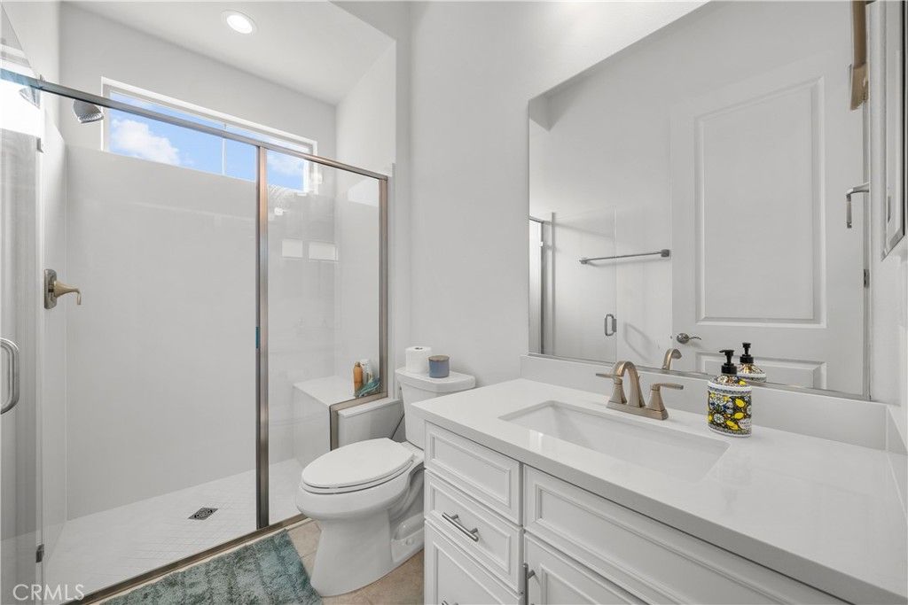 Image 43 of property listing at 8327 N Mariposa Court, Canoga Park, CA 91304