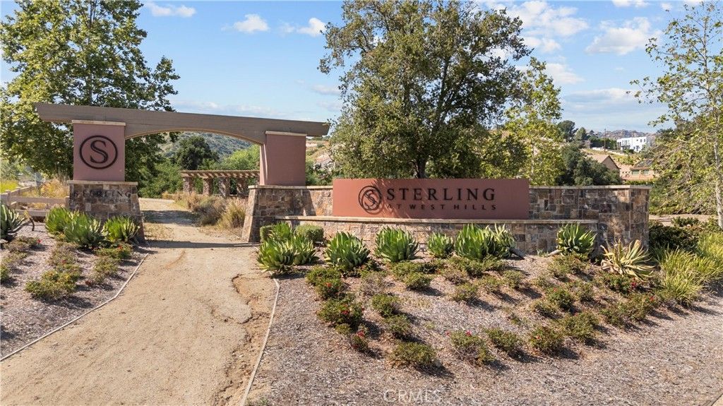 Image 54 of property listing at 8327 N Mariposa Court, Canoga Park, CA 91304