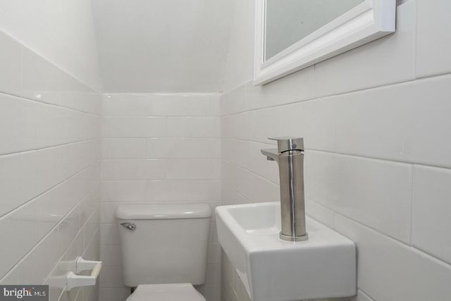 201 DUPONT ST, Philadelphia, PA 19127