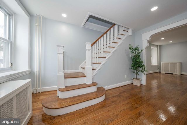 201 DUPONT ST, Philadelphia, PA 19127