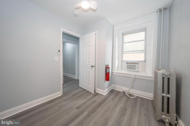 201 DUPONT ST, Philadelphia, PA 19127