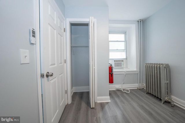201 DUPONT ST, Philadelphia, PA 19127