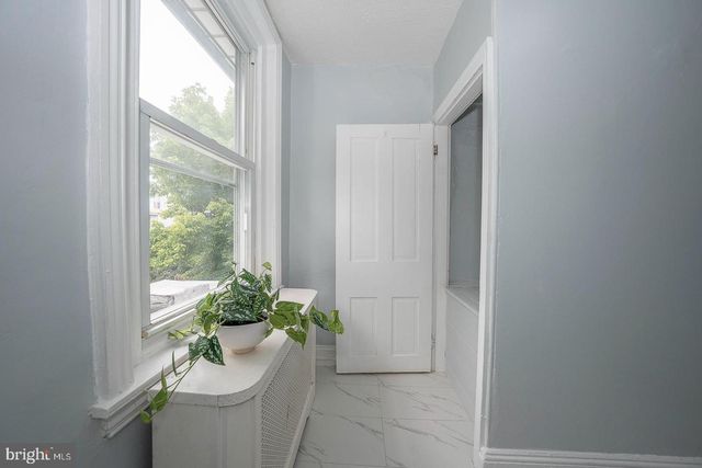 201 DUPONT ST, Philadelphia, PA 19127