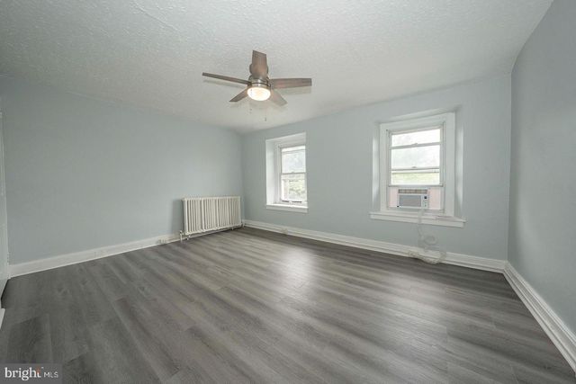 201 DUPONT ST, Philadelphia, PA 19127