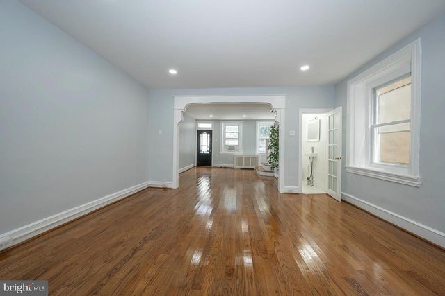 201 DUPONT ST, Philadelphia, PA 19127