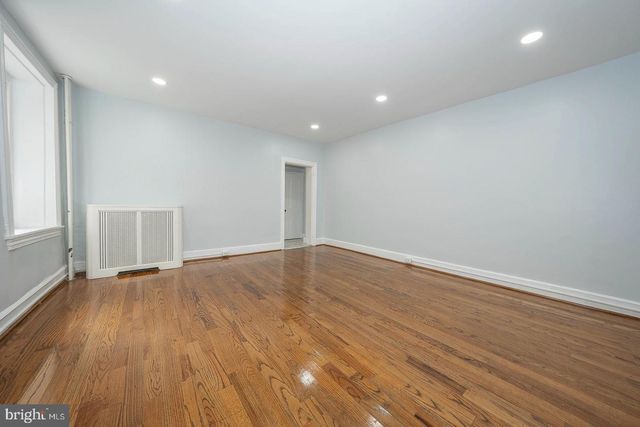 201 DUPONT ST, Philadelphia, PA 19127