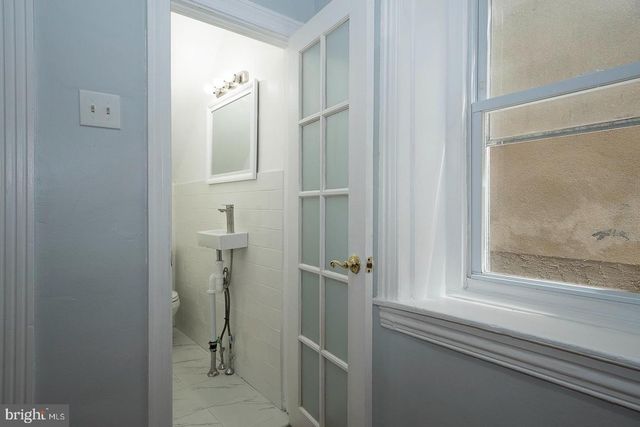 201 DUPONT ST, Philadelphia, PA 19127