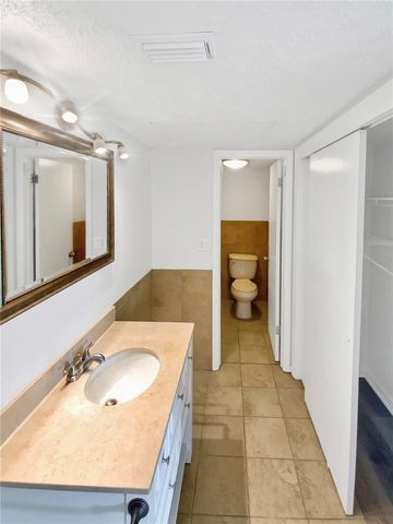 705 S VILLAGE DRIVE N 205, St Petersburg, FL 33716