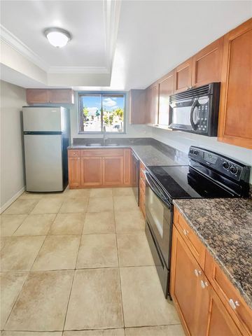 705 S VILLAGE DRIVE N 205, St Petersburg, FL 33716