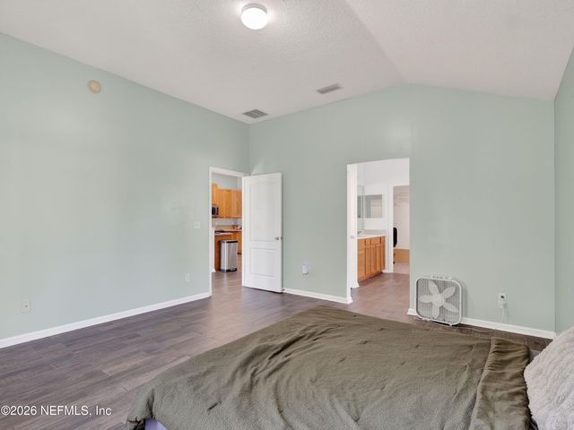 1515 HARVEST COVE Drive, Middleburg, FL 32068