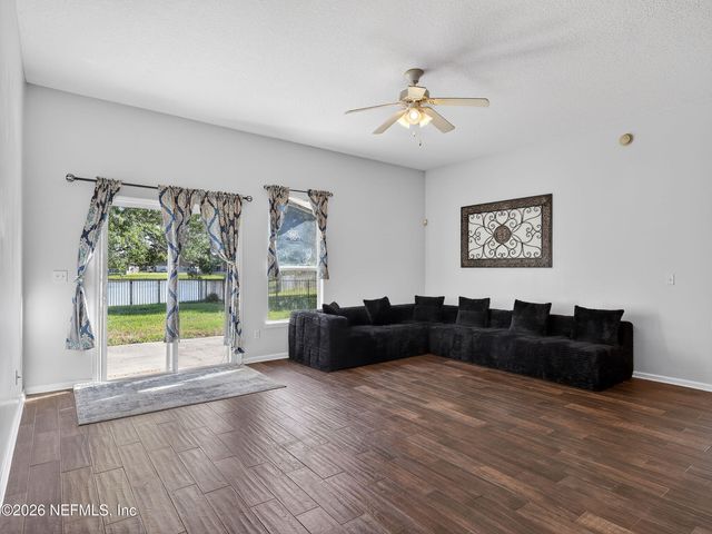 1515 HARVEST COVE Drive, Middleburg, FL 32068