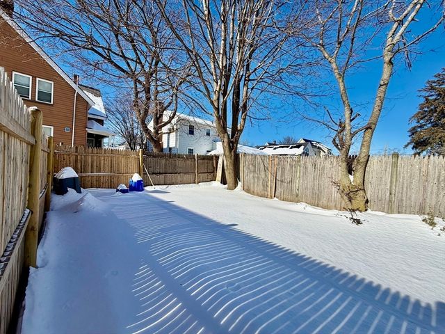 12 Hall Pl 1, Quincy, MA 02169