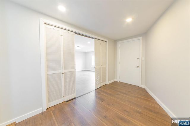 34 Kearney, Lyndhurst, NJ 07071