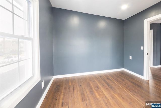 34 Kearney, Lyndhurst, NJ 07071