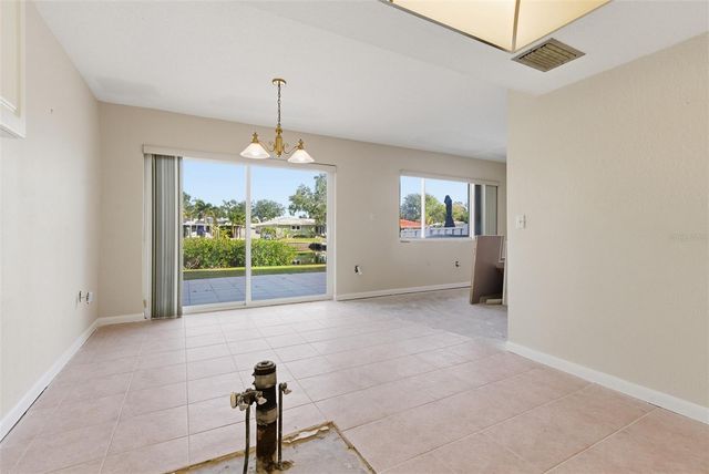 6397 CAPE HATTERAS WAY NE 3, St Petersburg, FL 33702