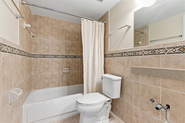 6397 CAPE HATTERAS WAY NE 3, St Petersburg, FL 33702