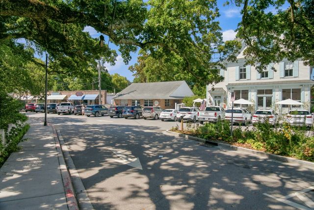 328 Bennett Street, Mount Pleasant, SC 29464