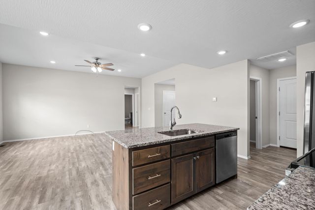 301 E Rosalie, Strafford, MO 65757