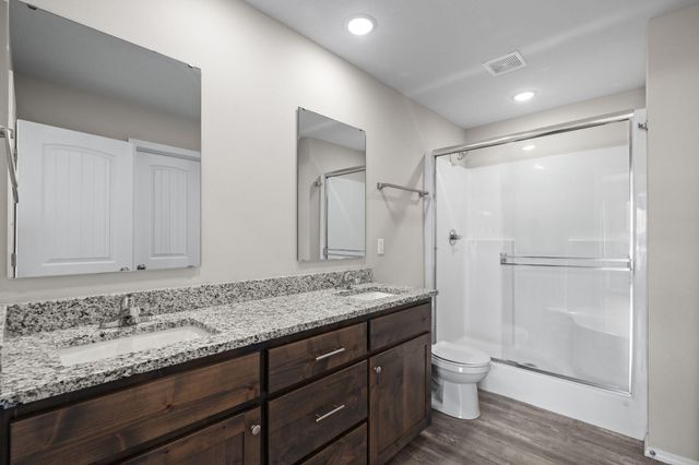 301 E Rosalie, Strafford, MO 65757
