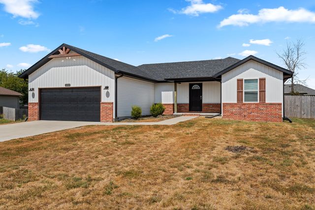 301 E Rosalie, Strafford, MO 65757
