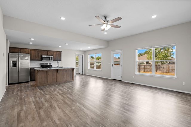 301 E Rosalie, Strafford, MO 65757