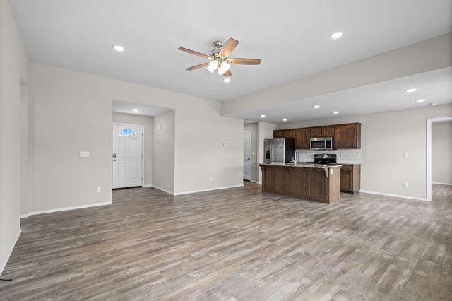 301 E Rosalie, Strafford, MO 65757