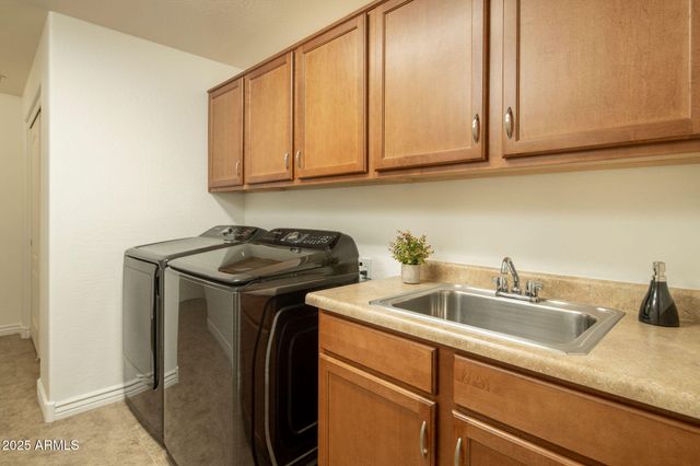 21320 N 56TH Street 1113, Phoenix, AZ 85054