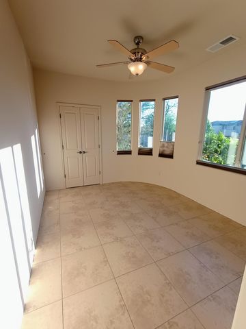 8815 Desert Finch Lane NE, Albuquerque, NM 87122