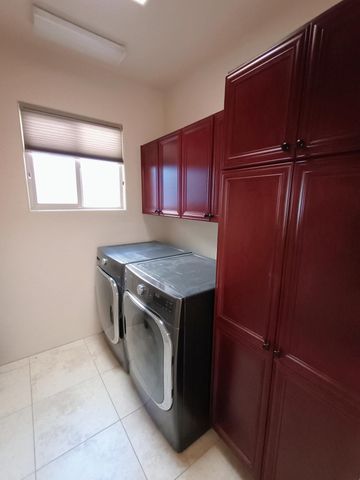 8815 Desert Finch Lane NE, Albuquerque, NM 87122