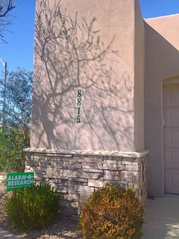 8815 Desert Finch Lane NE, Albuquerque, NM 87122