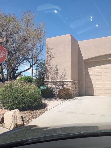 8815 Desert Finch Lane NE, Albuquerque, NM 87122