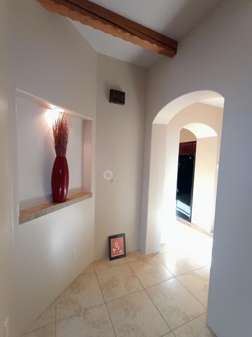 8815 Desert Finch Lane NE, Albuquerque, NM 87122