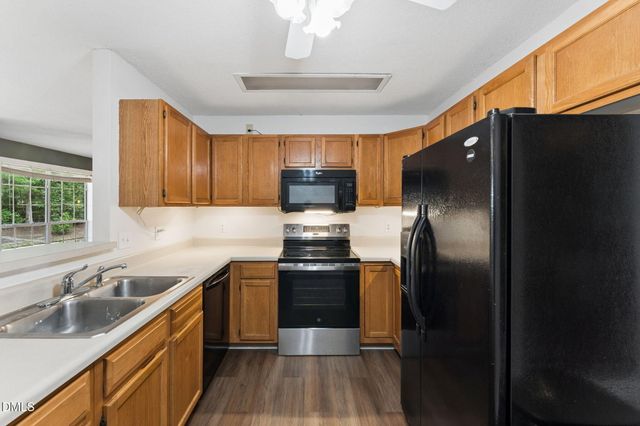 315 Acorn Drive, Sanford, NC 27330