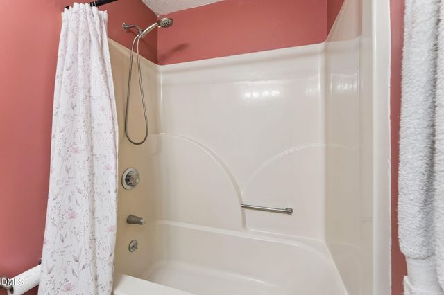 315 Acorn Drive, Sanford, NC 27330